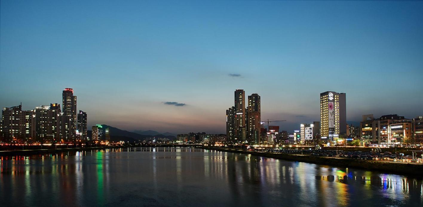 Hotel Riverside Ulsan Exterior foto